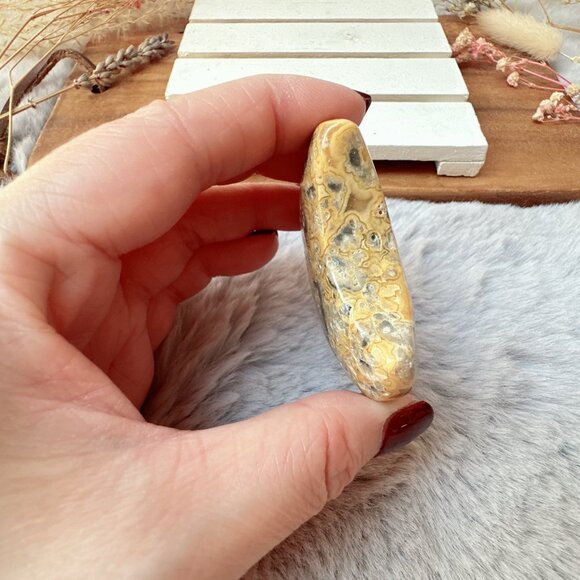 Beautiful Crazy Lace Agate Moon - Picture 3 of 5